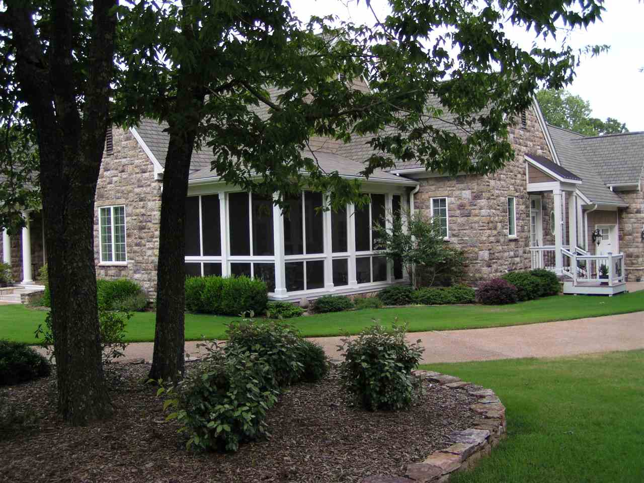 Eden Isle - Residential
