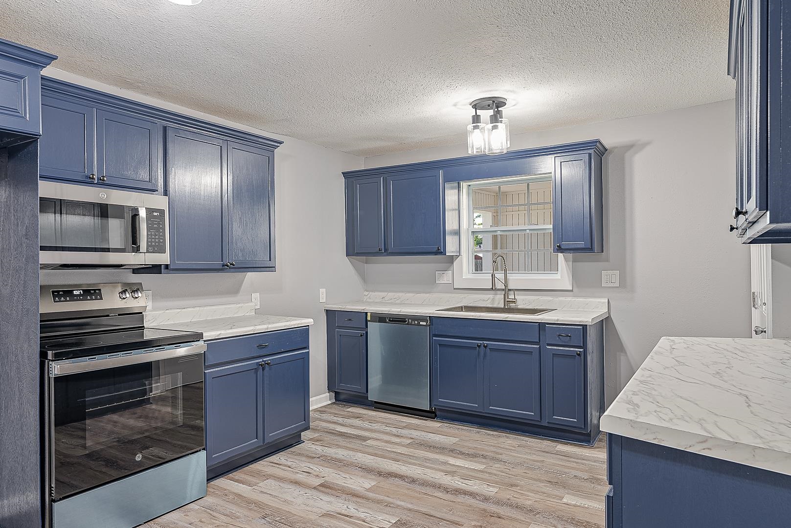 NORTH ACRES - Residential
