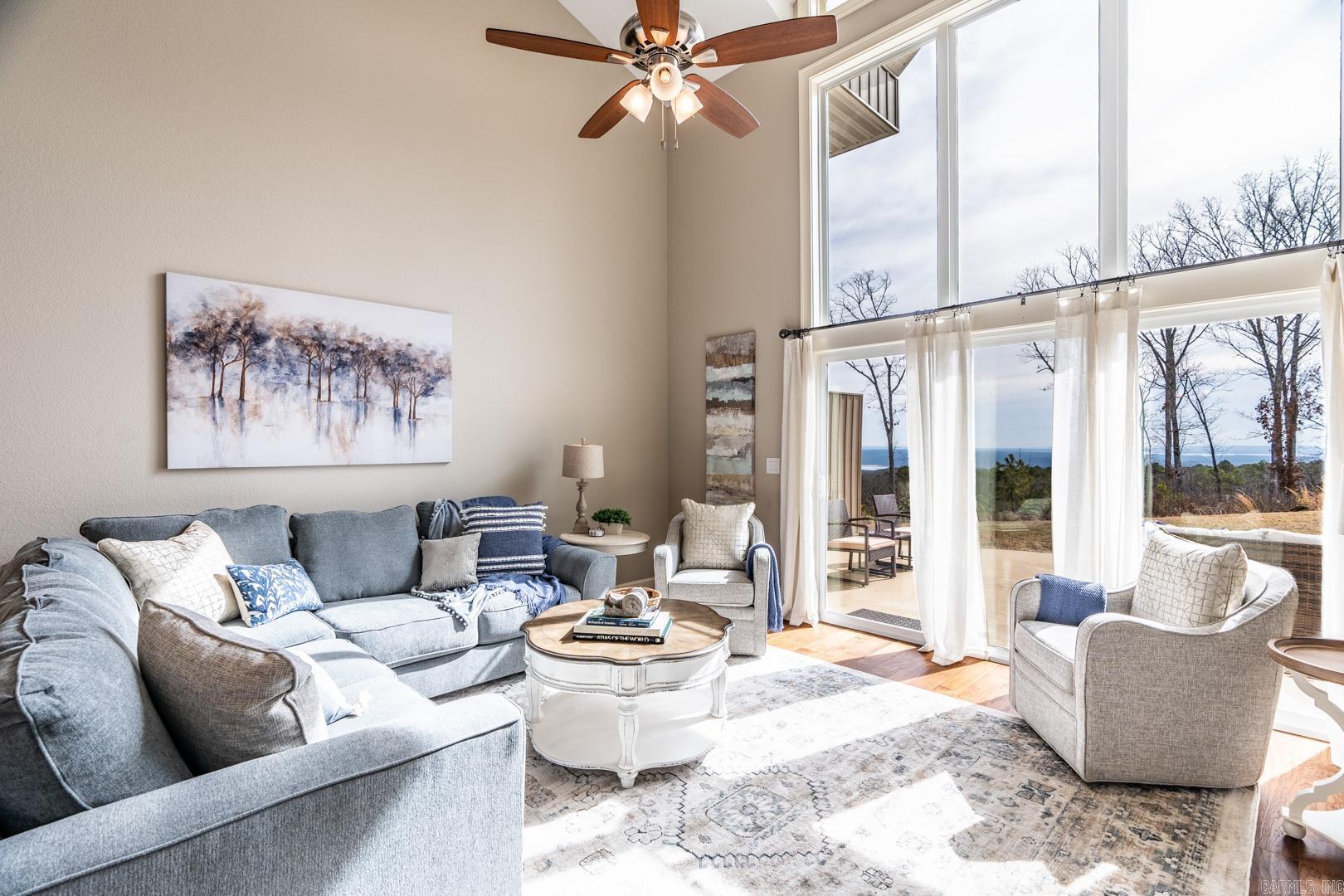 OSAGE POINT - Residential
