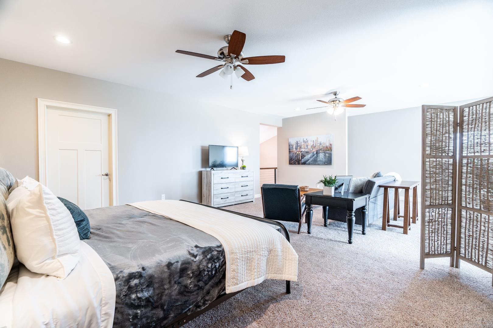 OSAGE POINT - Residential