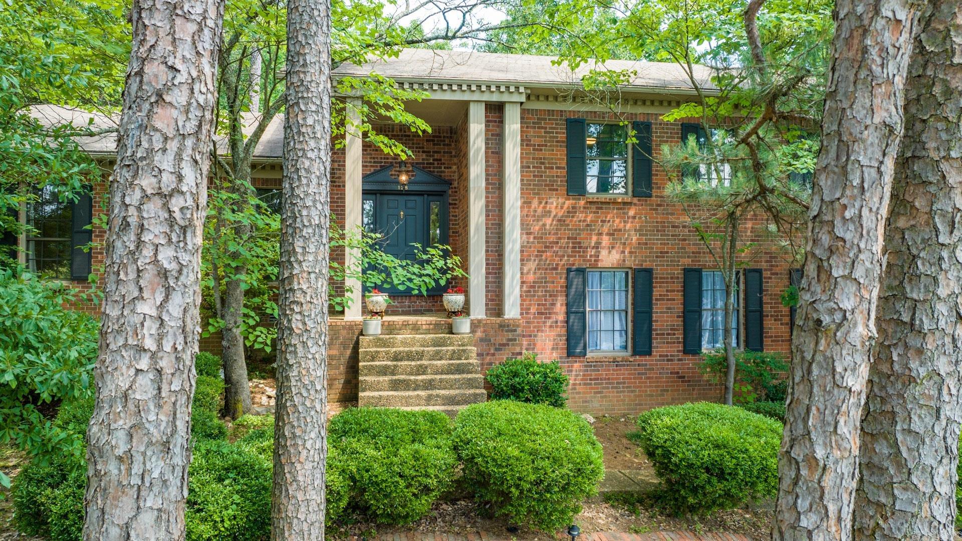 PEBBLE BEACH PARK - Residential