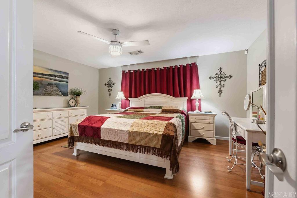 HUNTINGTON PLACE - Residential