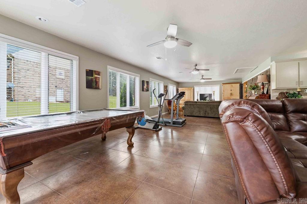HUNTINGTON PLACE - Residential