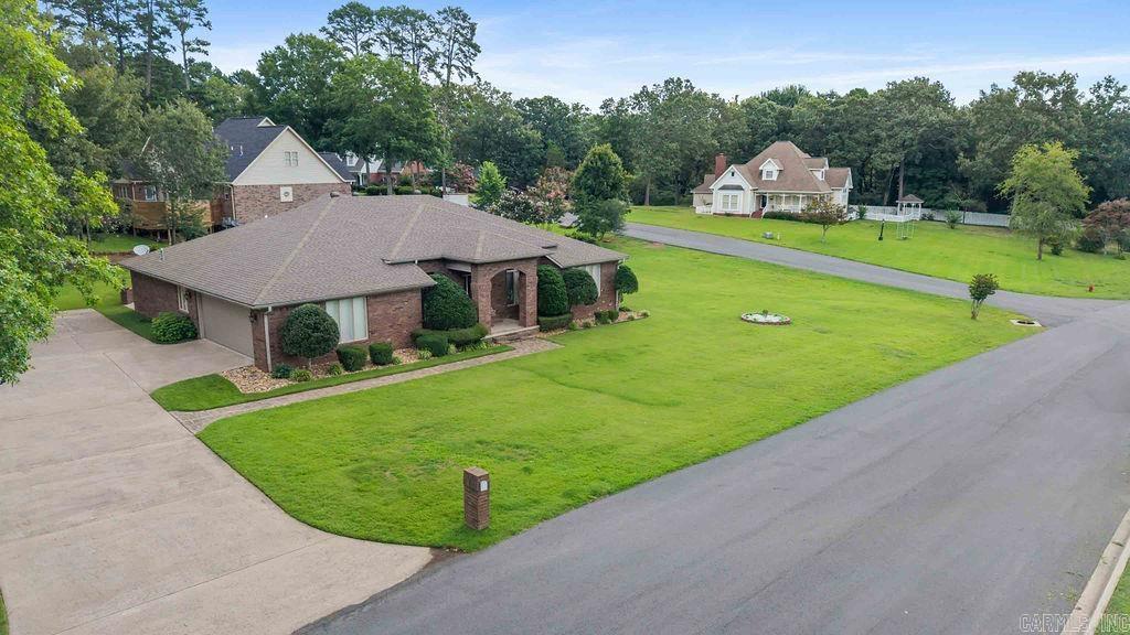 HUNTINGTON PLACE - Residential
