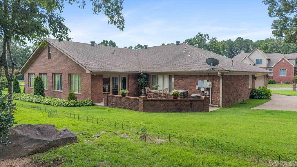 HUNTINGTON PLACE - Residential