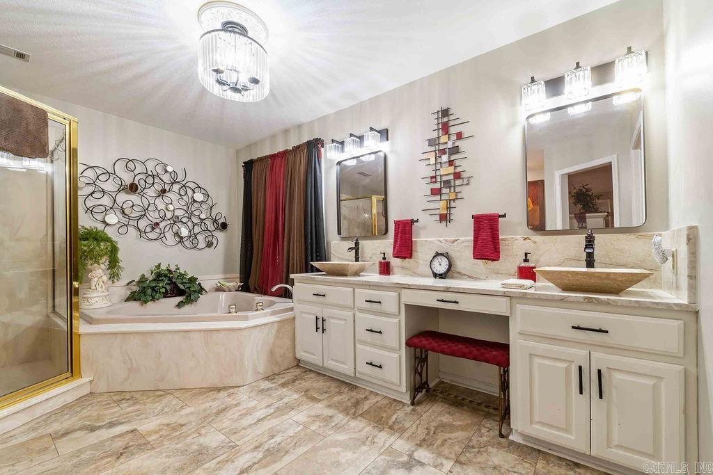 HUNTINGTON PLACE - Residential