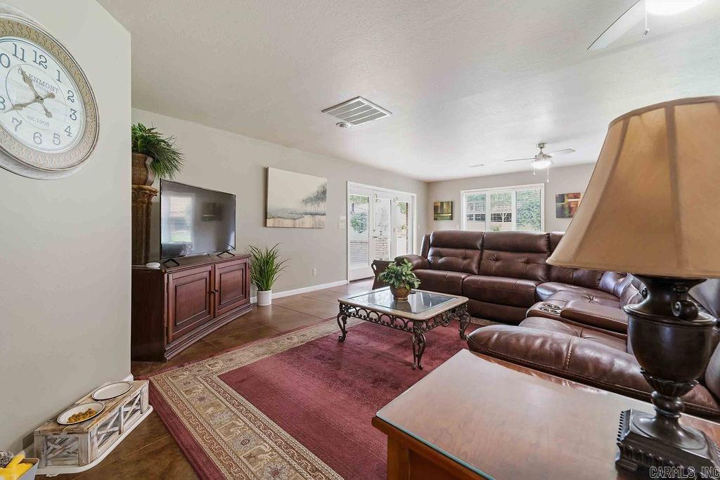 HUNTINGTON PLACE - Residential
