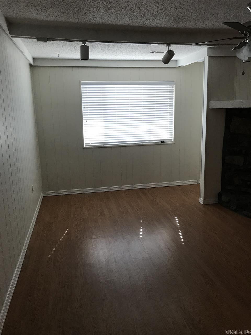 CREEKDALE - Residential
