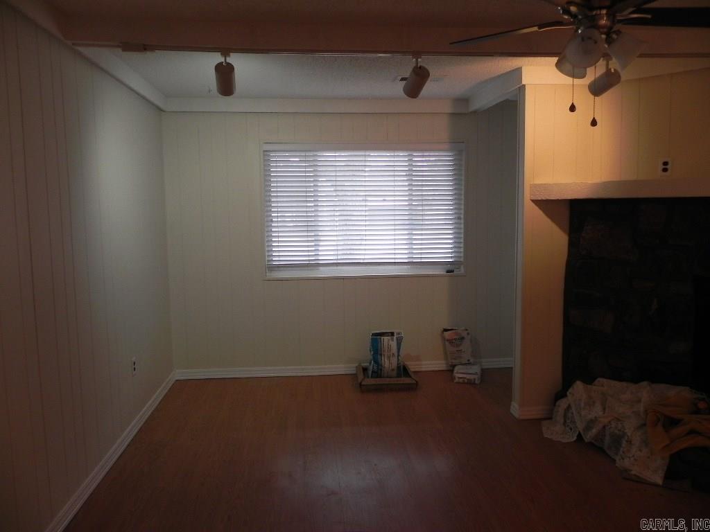 CREEKDALE - Residential
