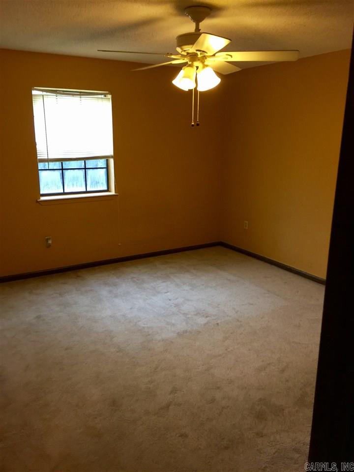 RANDOM OAKS VLY TO COOK MTN VG - Residential