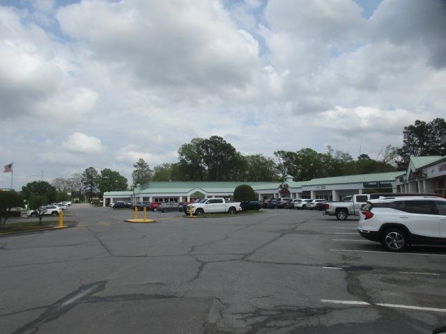 Strip mall