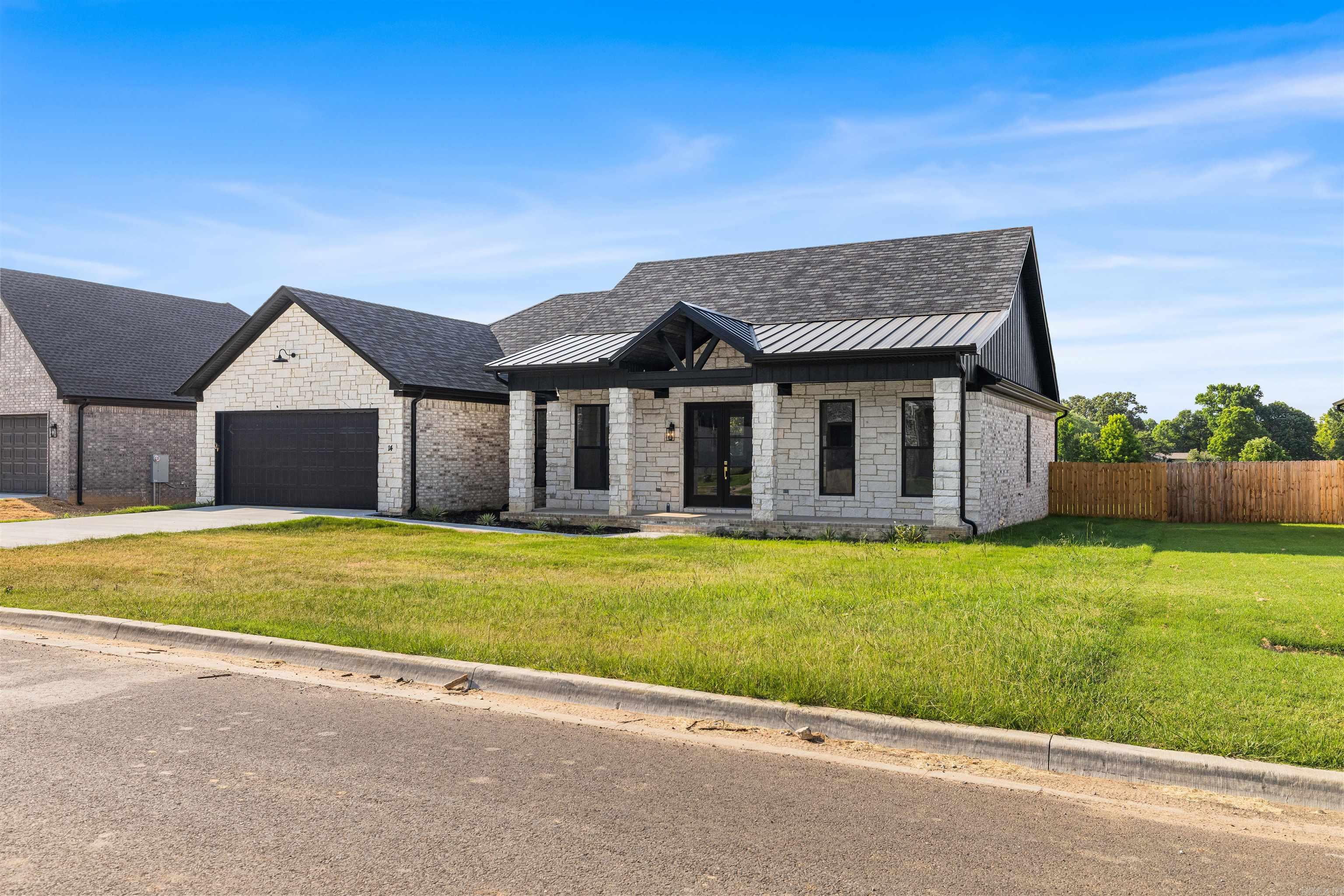 COPPER MOON ESTATE PH 1 - Residential