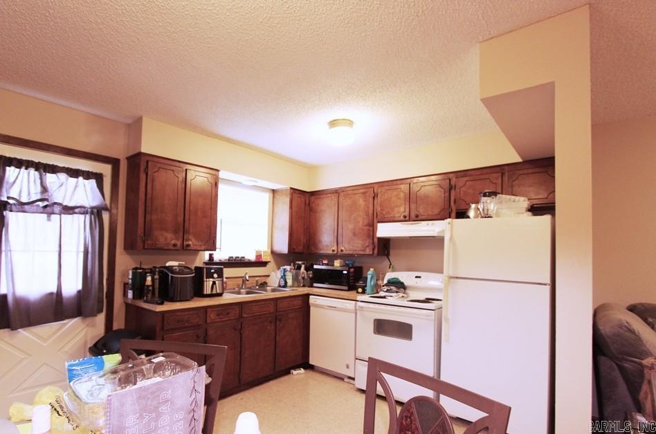 East Meadow - Residential Income