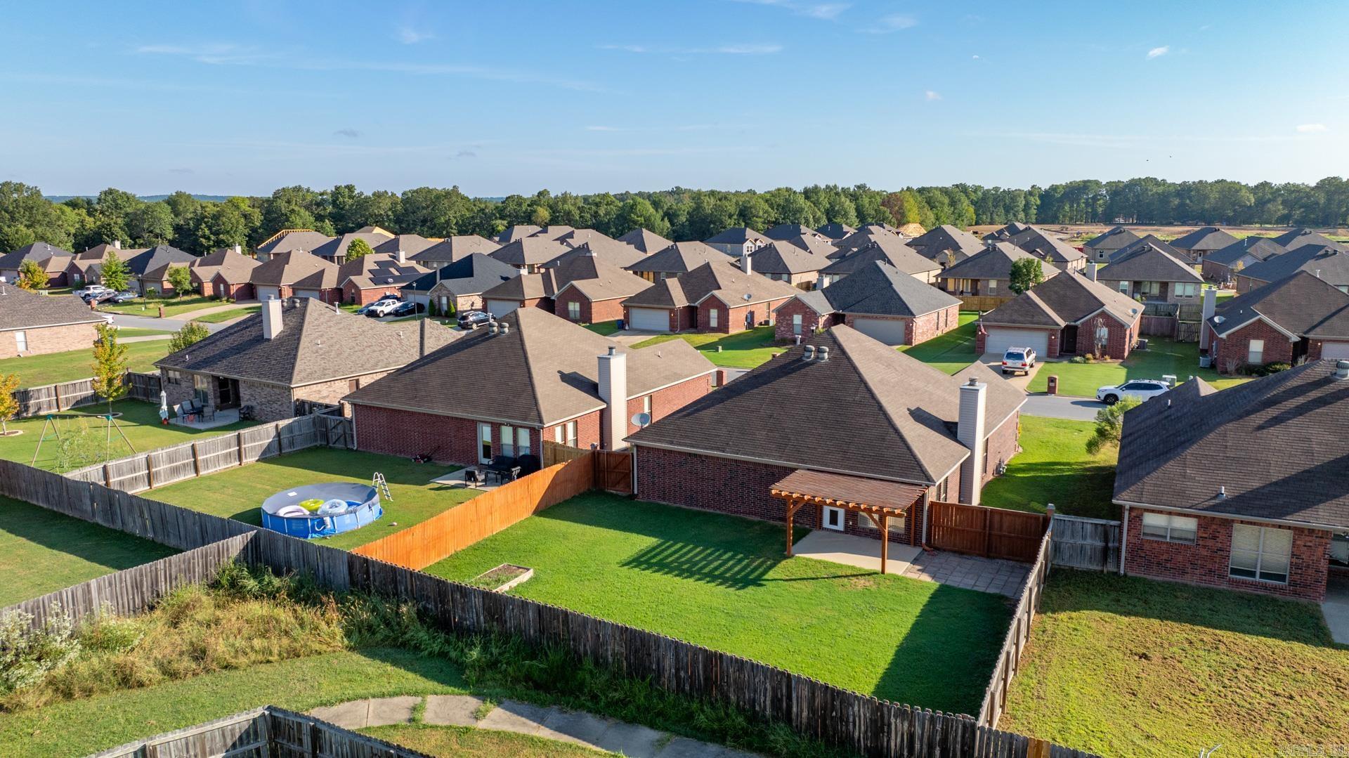COUNTRY CLUB OF ARK THE - Residential