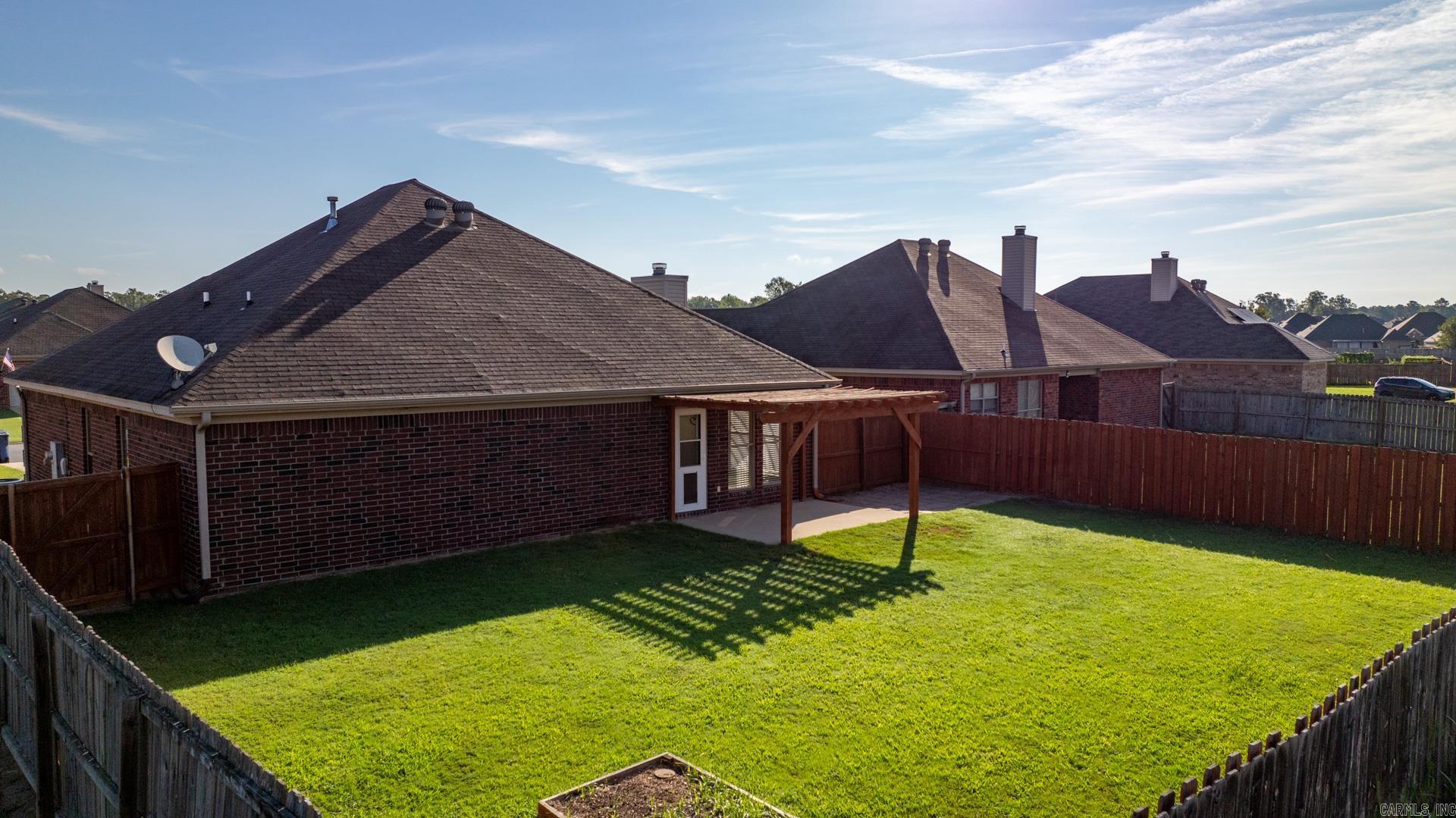 COUNTRY CLUB OF ARK THE - Residential