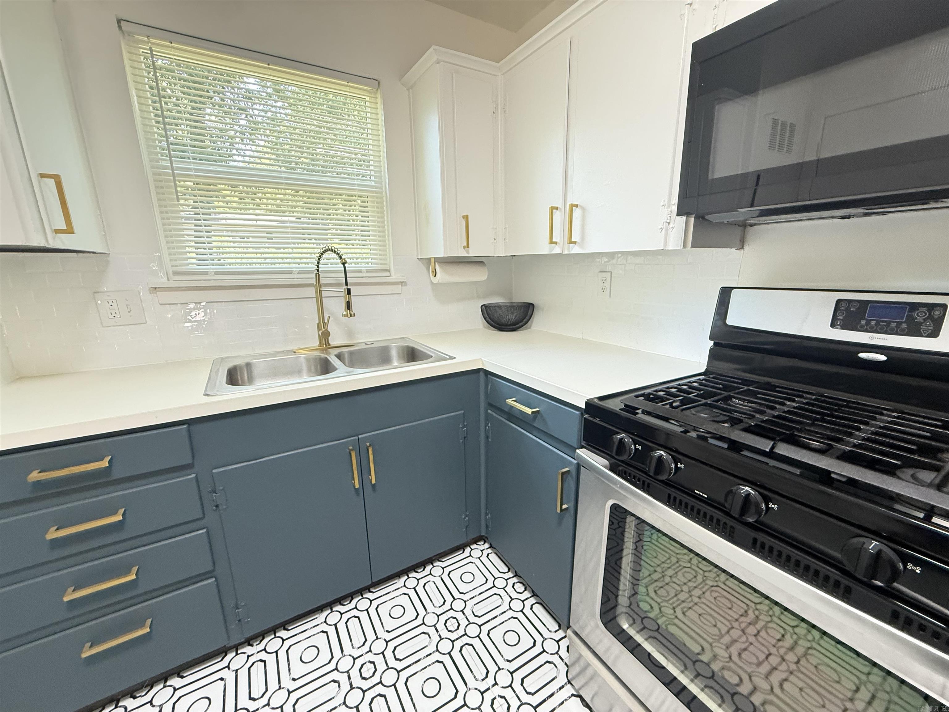 FAIRFIELD - Residential