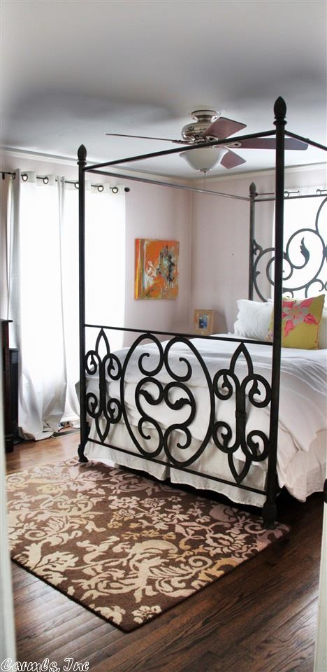 KINGWOOD PLACE - Residential