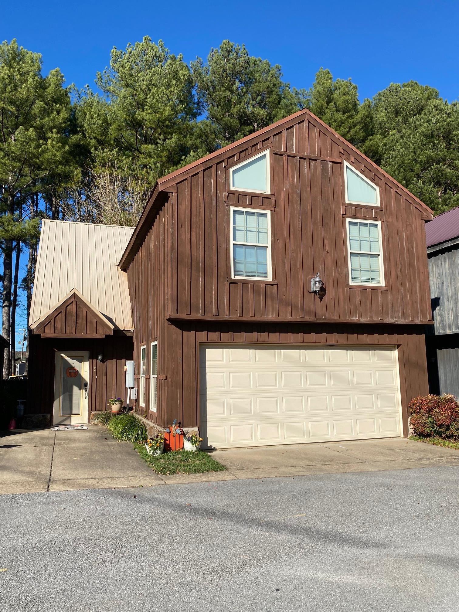 SWINGING BRIDGE VILLAGE - Residential