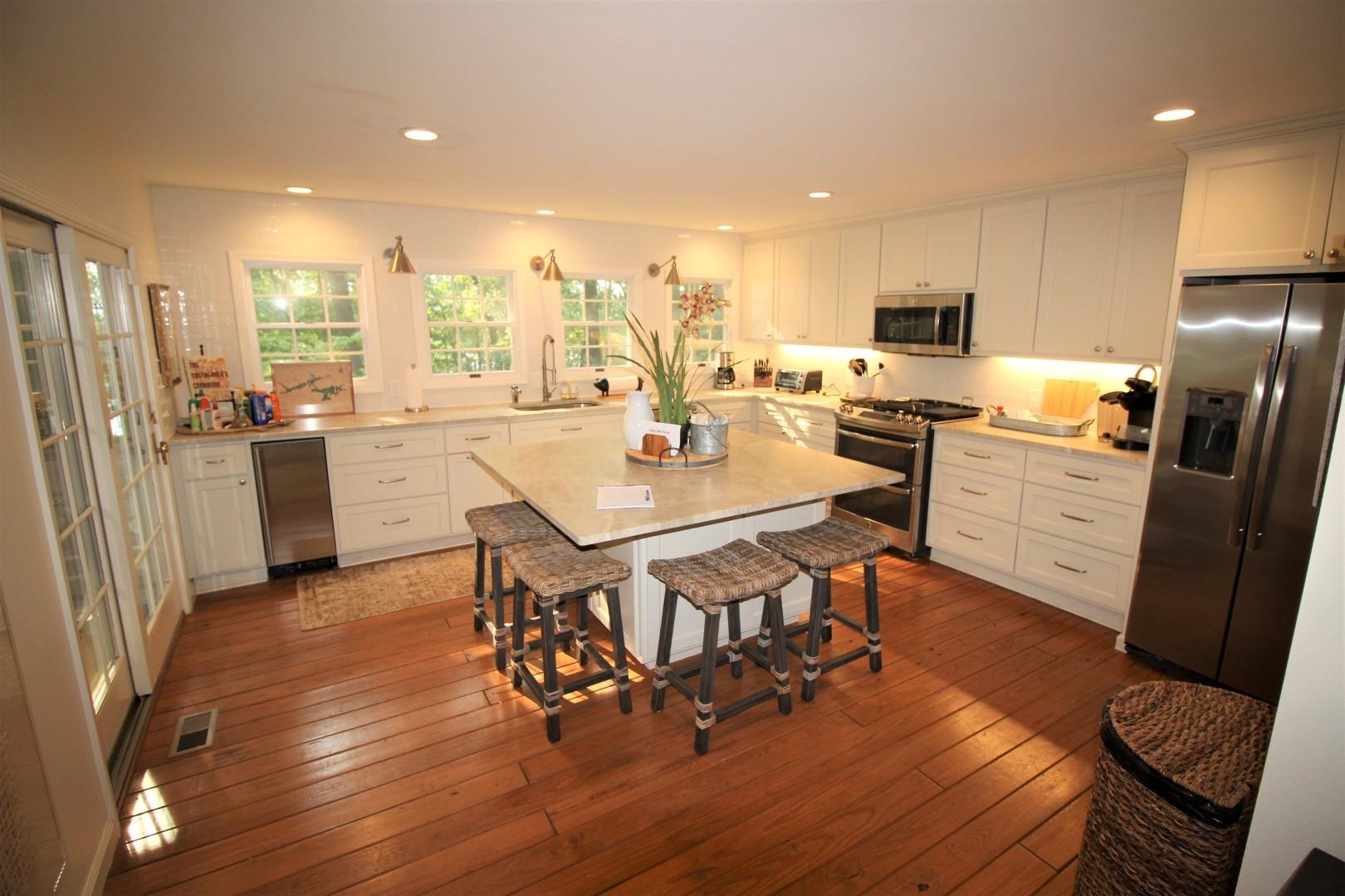 Eden Isle-Country Club - Residential