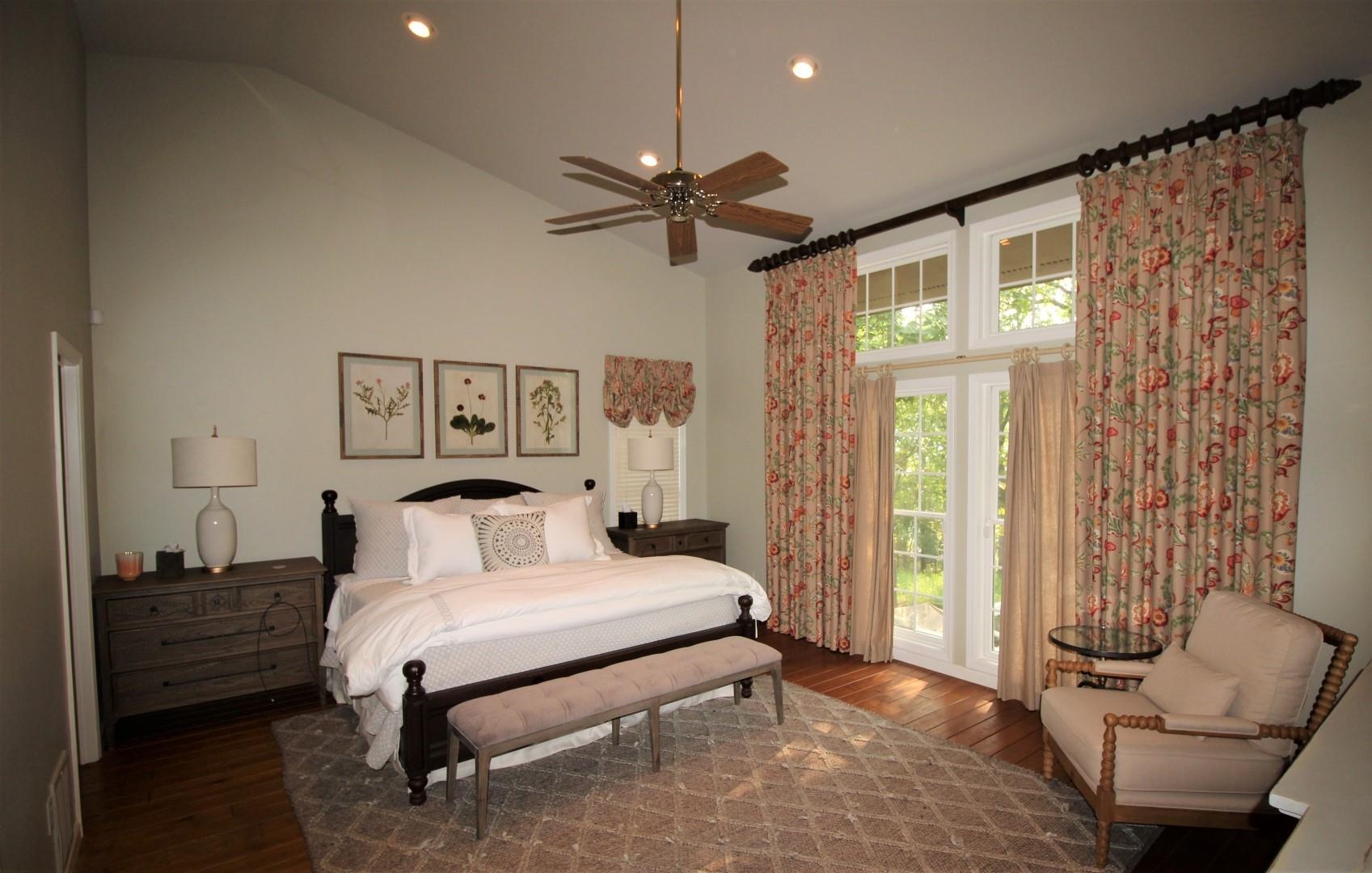 Eden Isle-Country Club - Residential