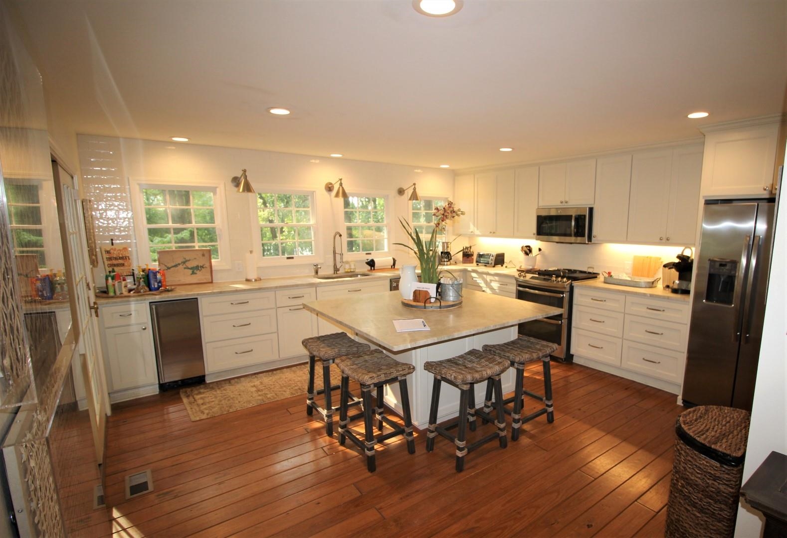 Eden Isle-Country Club - Residential