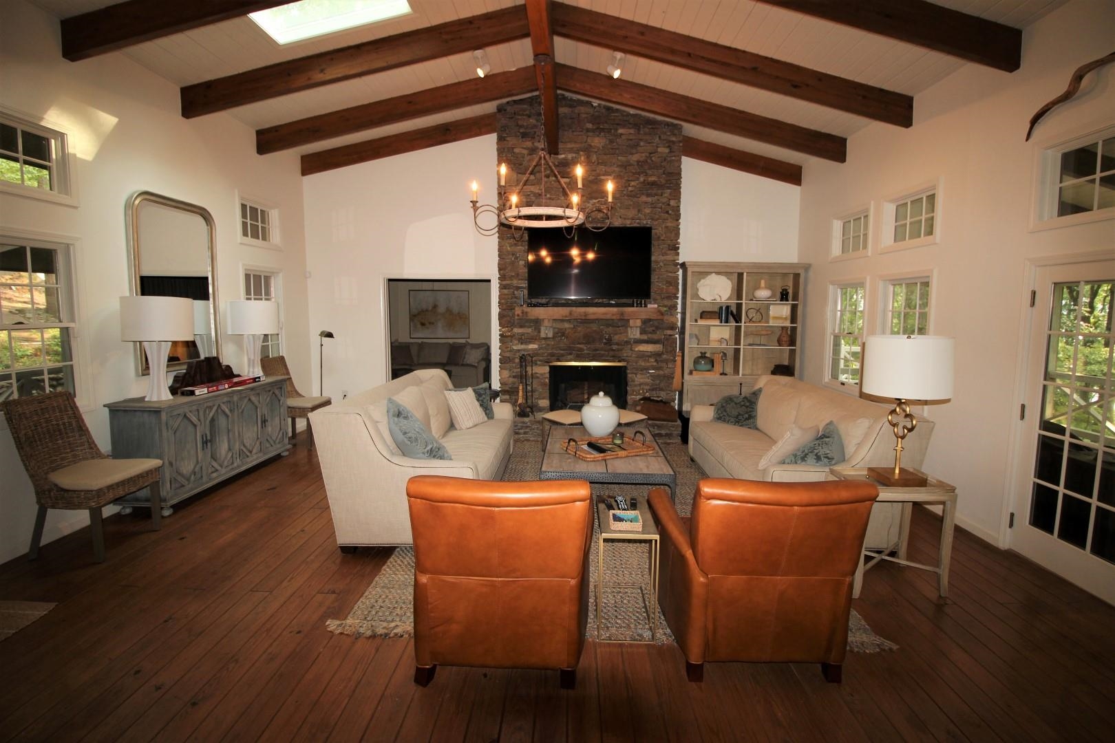 Eden Isle-Country Club - Residential