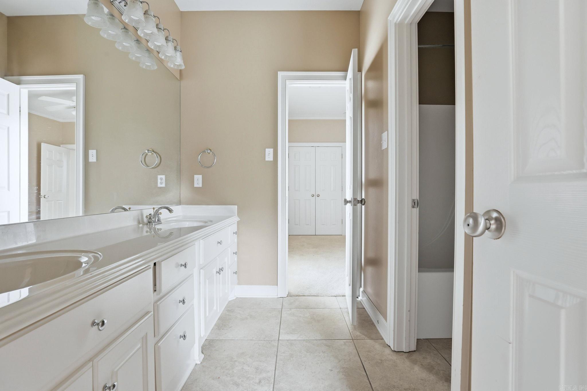 MAUMELLE VALLEY ESTATES - Residential