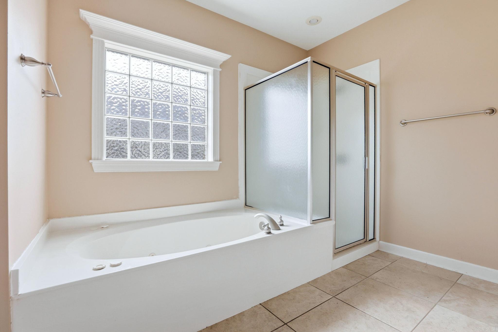 MAUMELLE VALLEY ESTATES - Residential