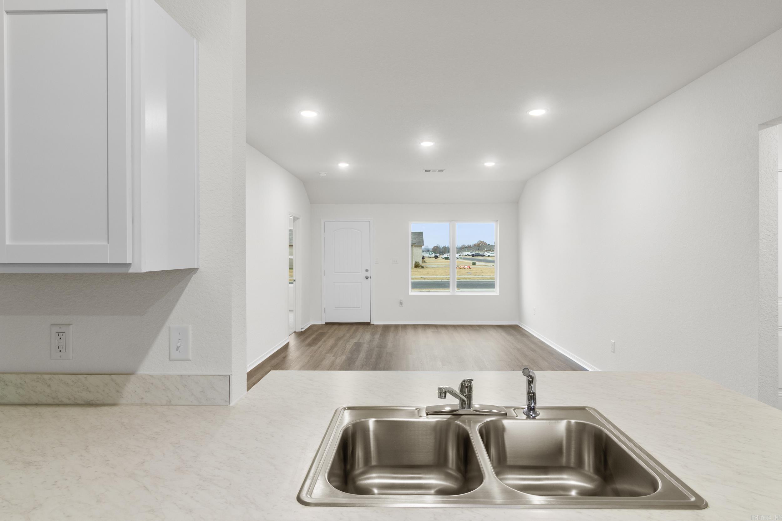 HILL FARM - Residential