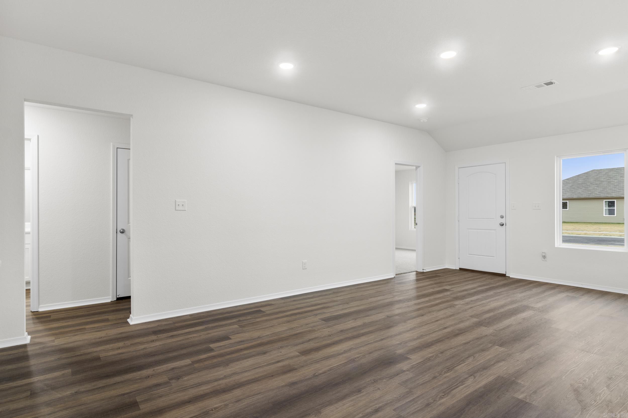 HILL FARM - Residential