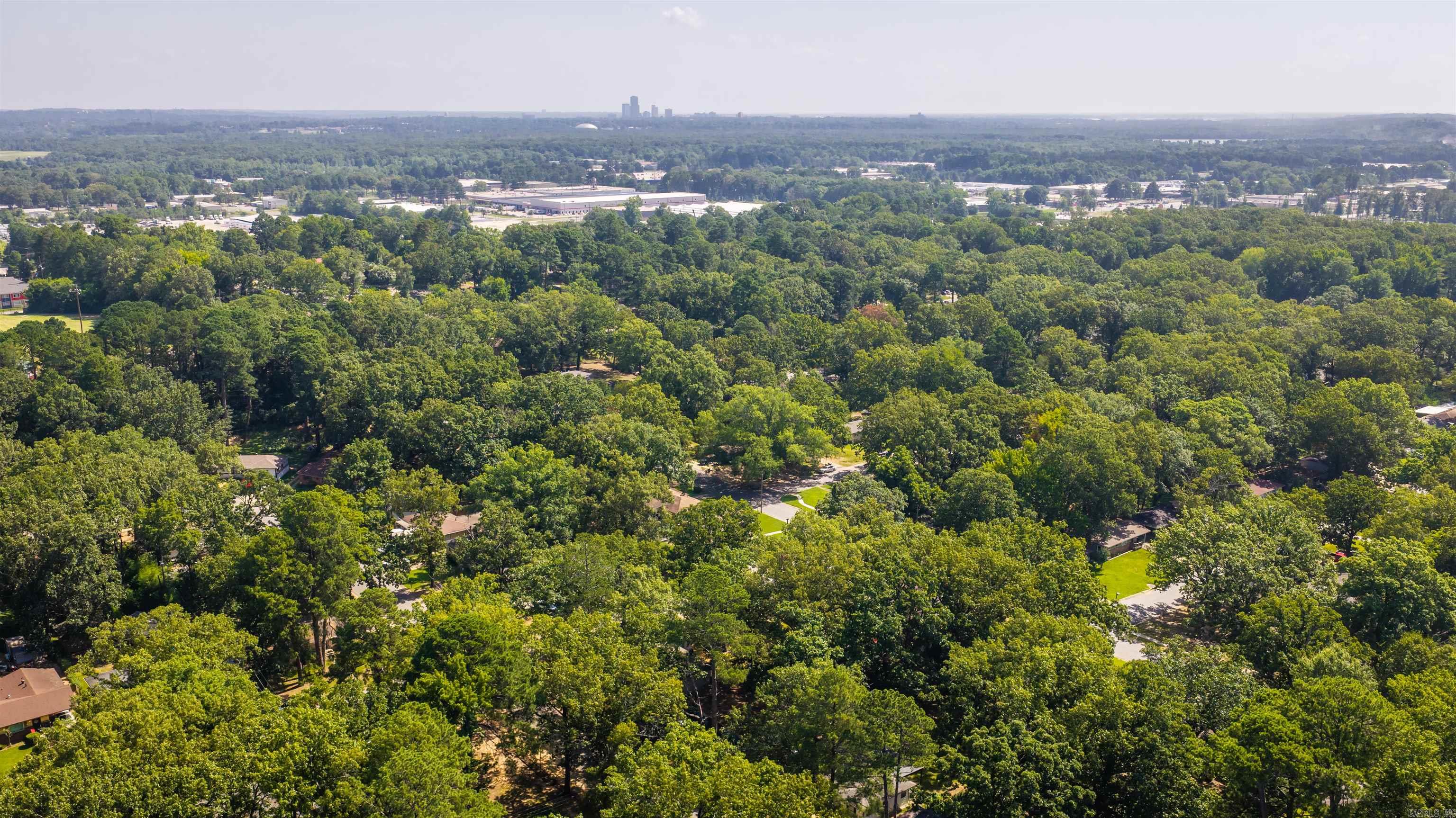 WAKEFIELD VILLAGE - Residential