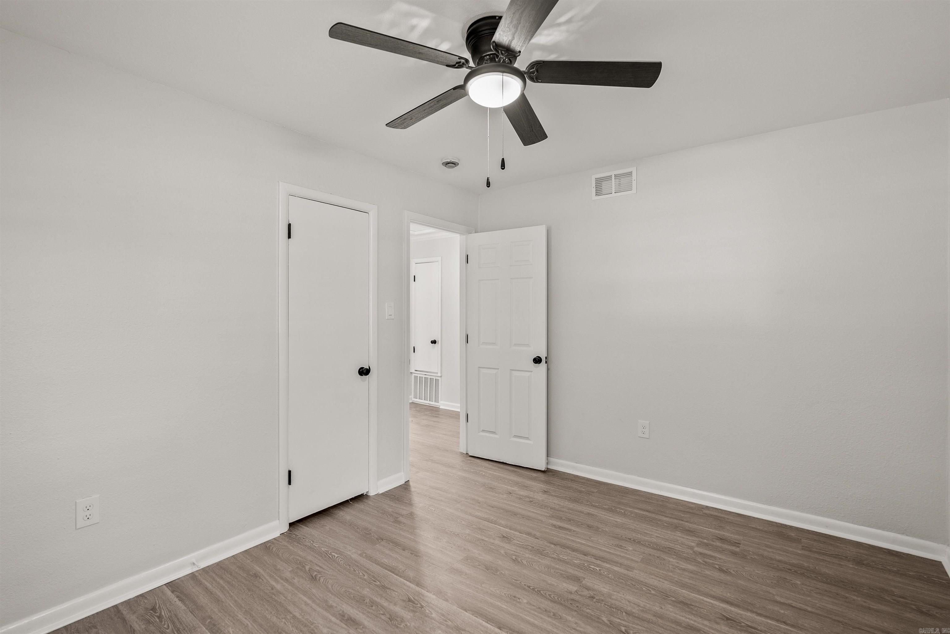 WAKEFIELD VILLAGE - Residential