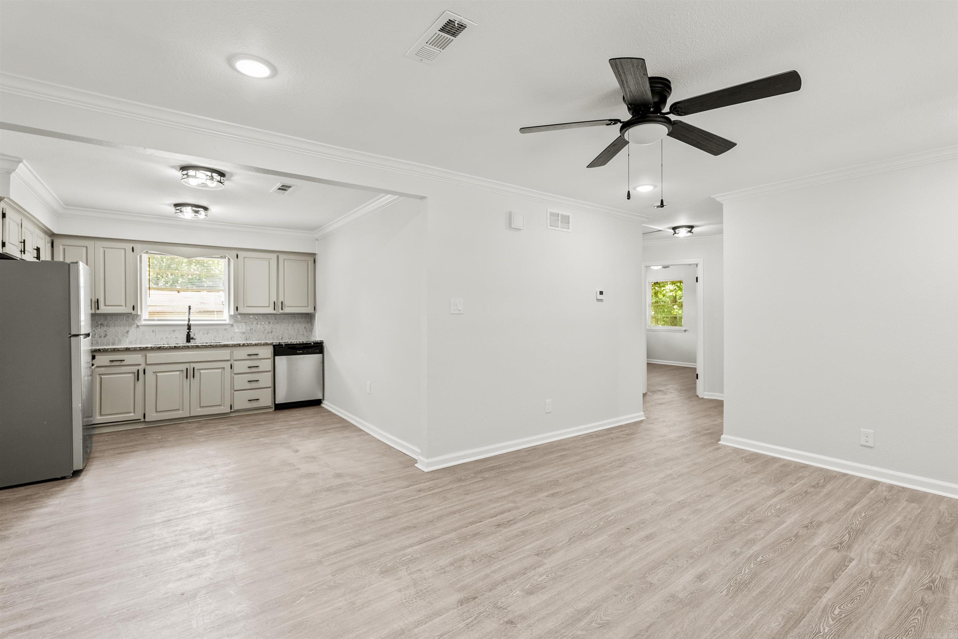 WAKEFIELD VILLAGE - Residential