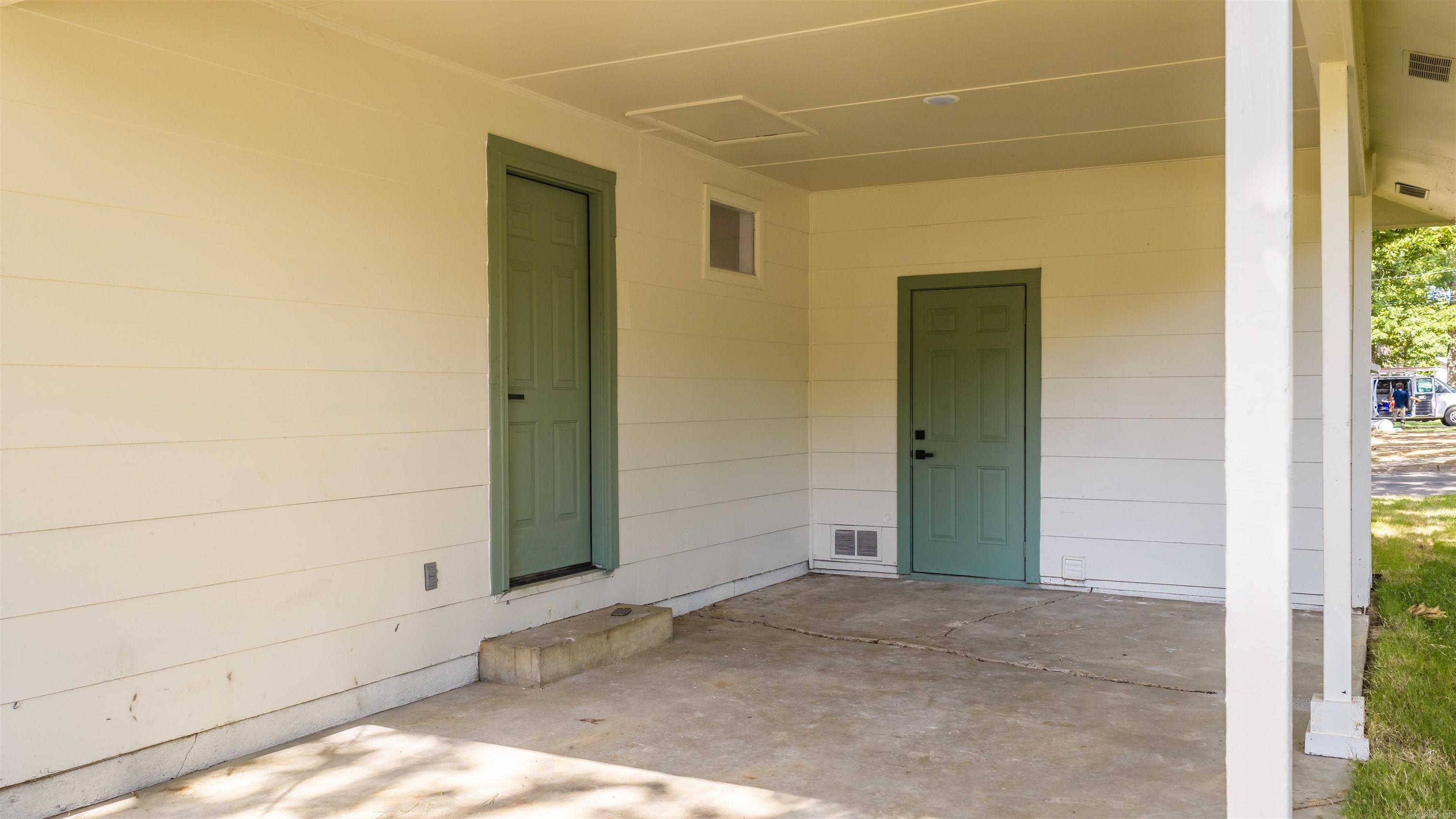 WAKEFIELD VILLAGE - Residential