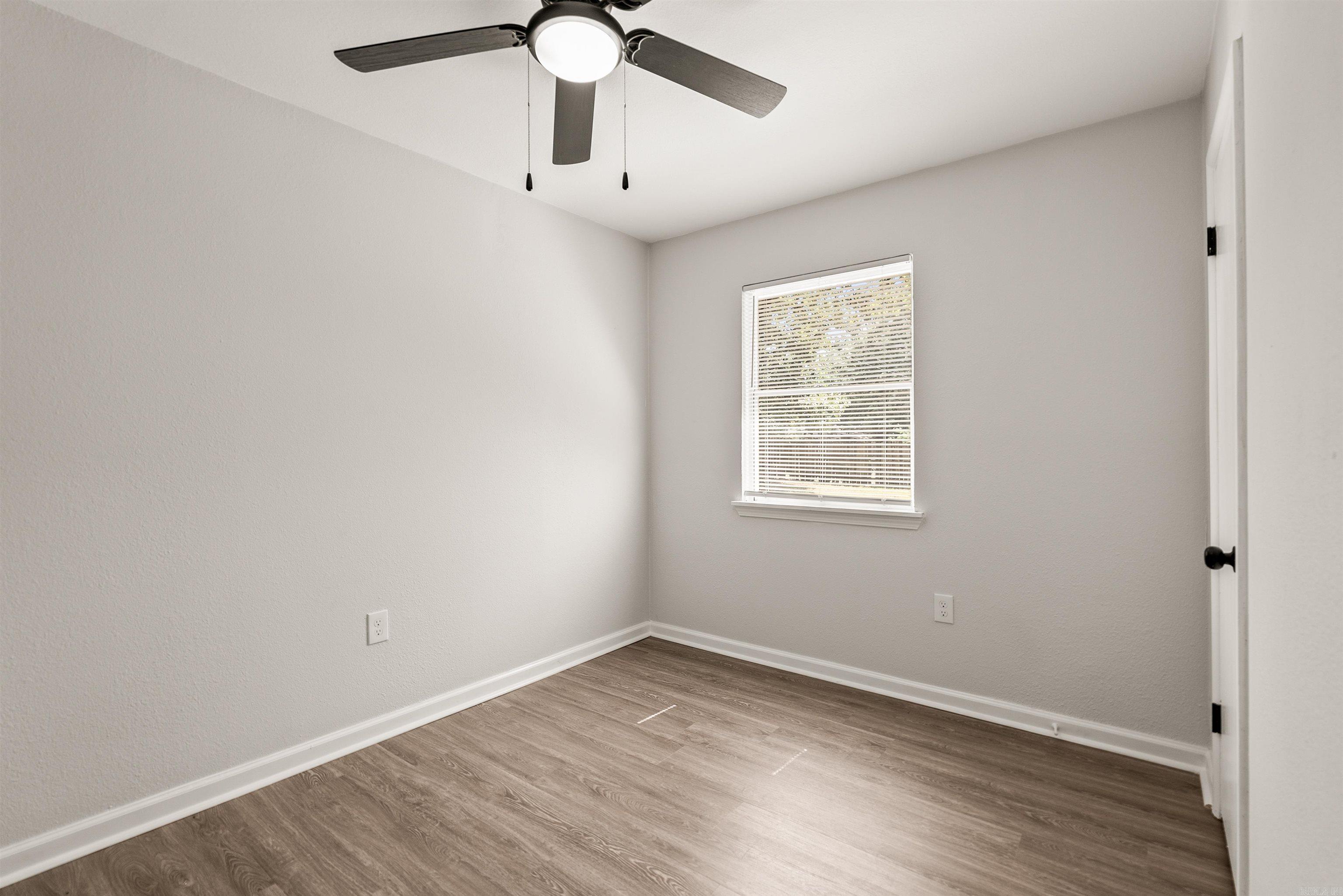 WAKEFIELD VILLAGE - Residential