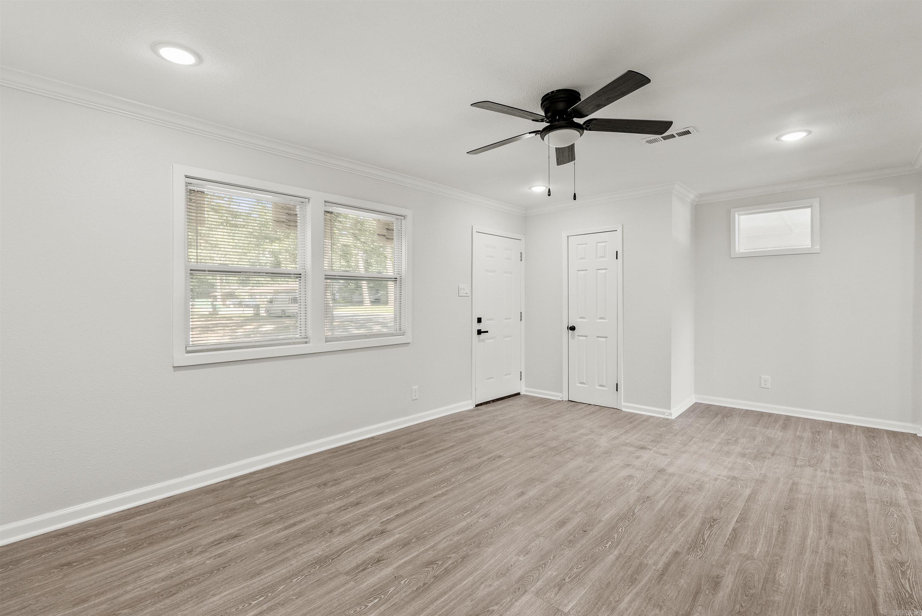 WAKEFIELD VILLAGE - Residential
