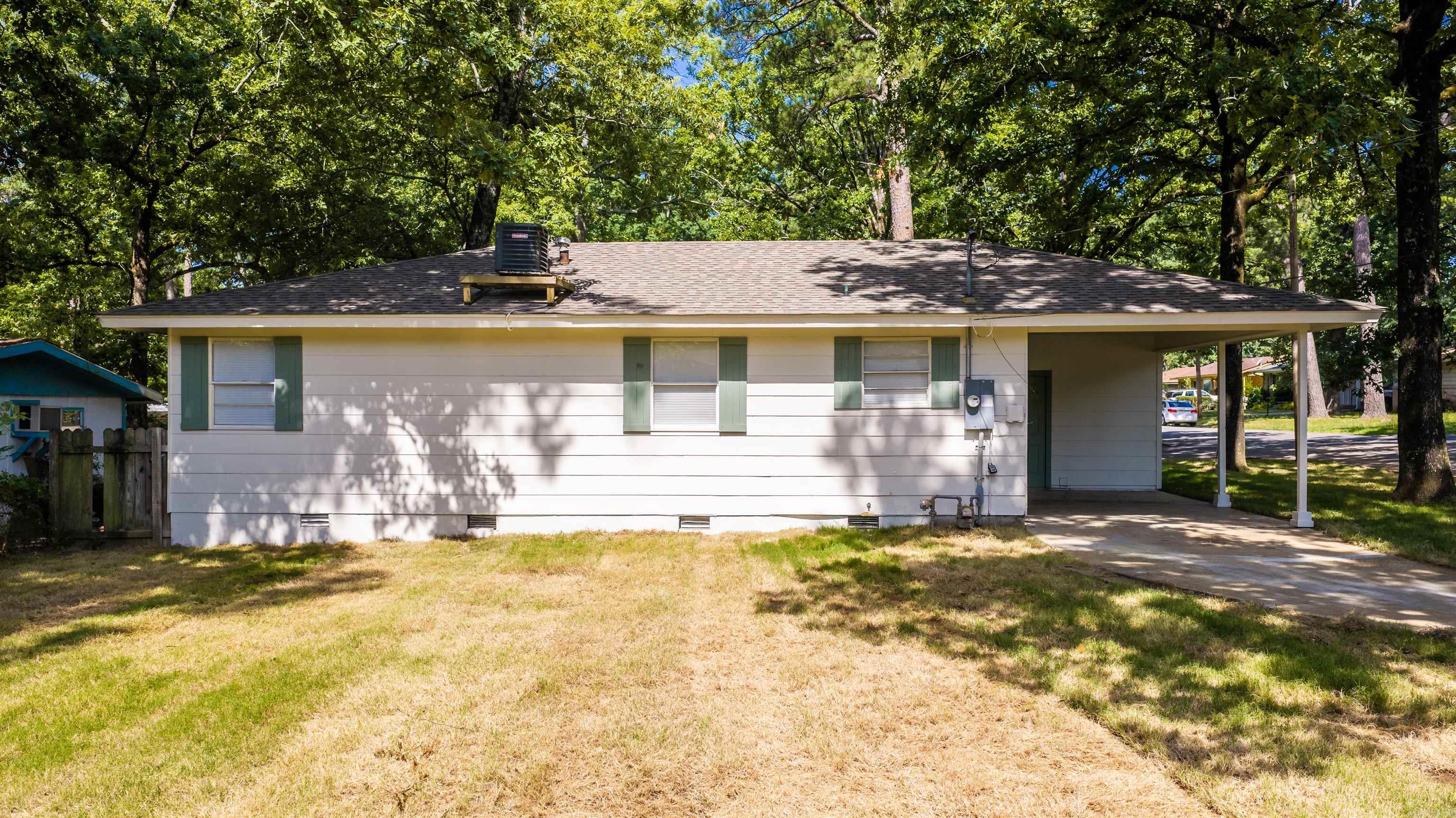 WAKEFIELD VILLAGE - Residential
