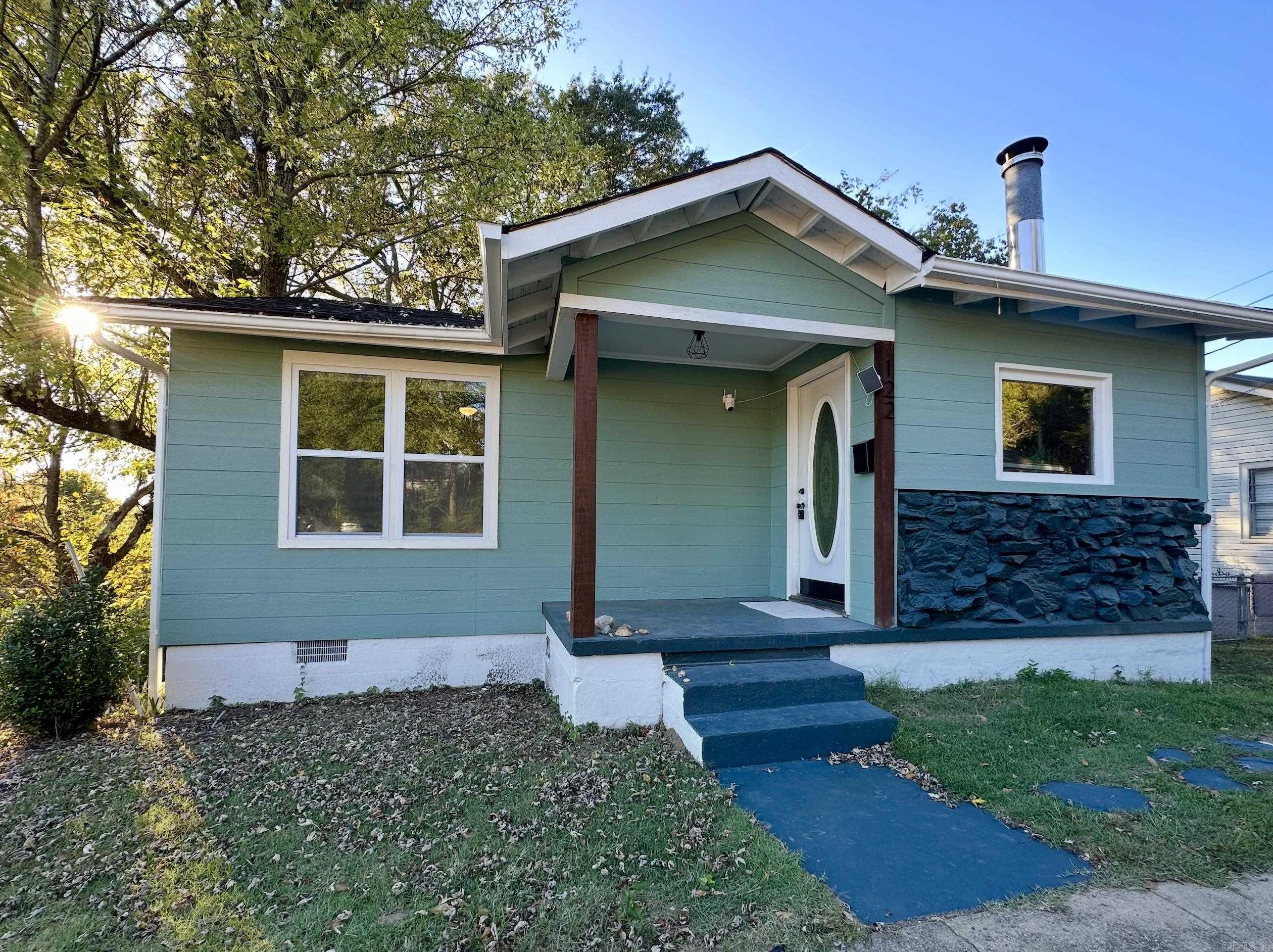 Charming and fully renovated 3-bedroom home near downtown Benton! This move-in ready home was extensively updated in 2023-2024 with a brand new roof, new HVAC system and ductwork, updated flooring, fresh paint, and more. Filled with natural light and cozy character, this home offers the perfect blend of charm and modern comfort. Step outside to enjoy the cute backyard, brand new deck, and peaceful creek just beyond the yard — the perfect place to sip your morning coffee or unwind in the evenings. Conveniently located near Benton’s award-winning restaurants, shopping, and live entertainment while still offering the feel of a quiet, established neighborhood. Additional basement space is 428 square feet with plumbing and electricity provides excellent storage, workshop space, or future expansion potential. Don’t miss this beautifully updated home close to everything Benton has to offer!      AGENTS: THIS IS A FLAT FEE LISTING, please see To Show Call or Agent Remarks: in Carmls, thank you.