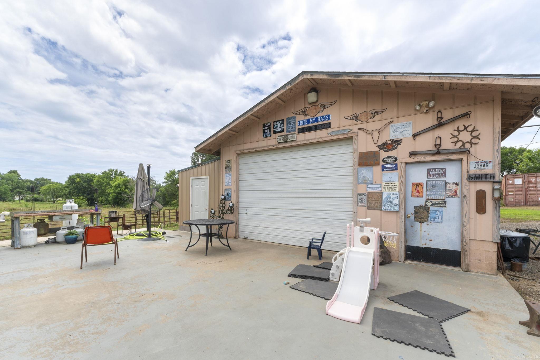 PLAINVIEW - Residential