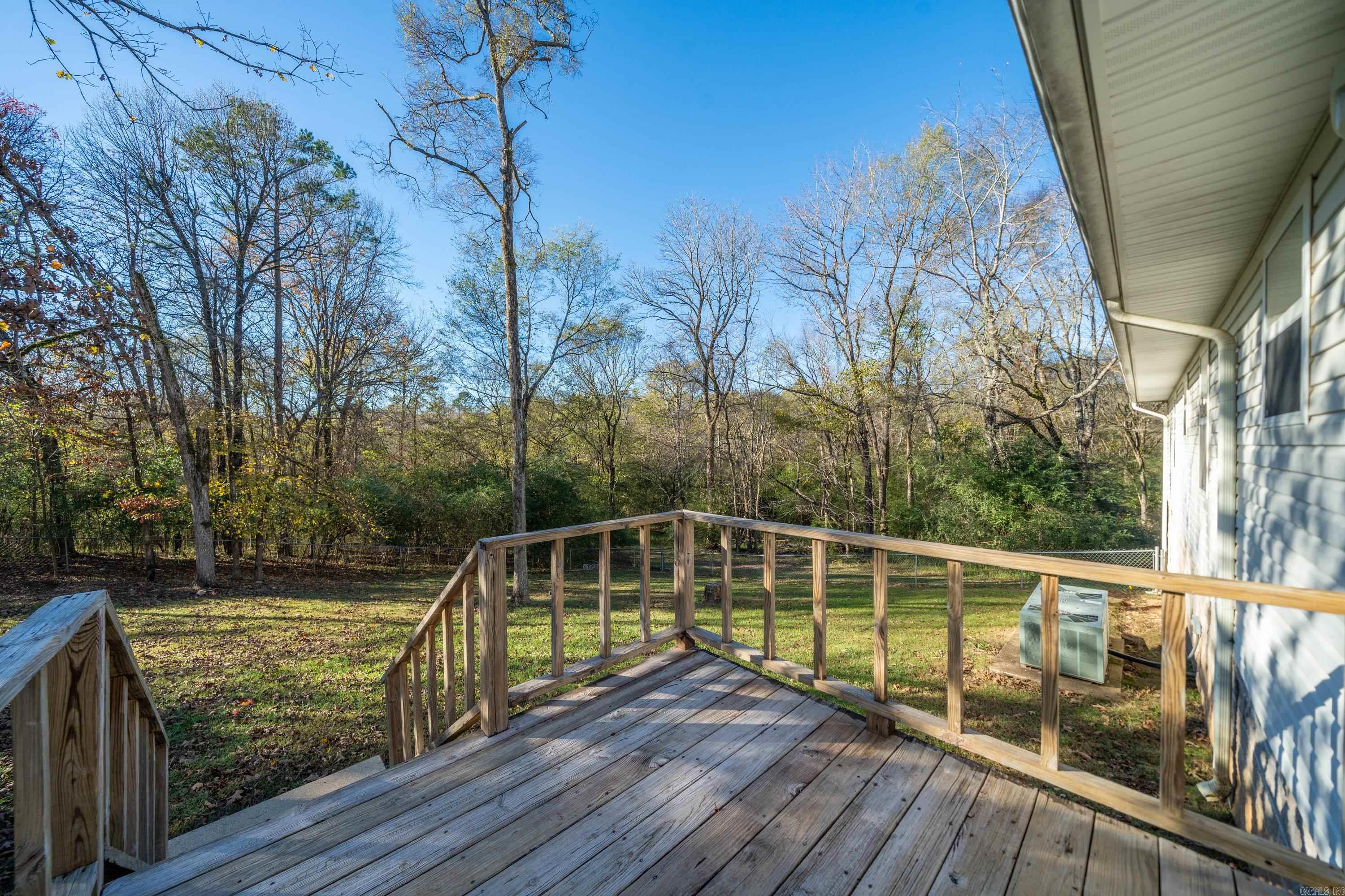 WOODLAND COVE - Residential