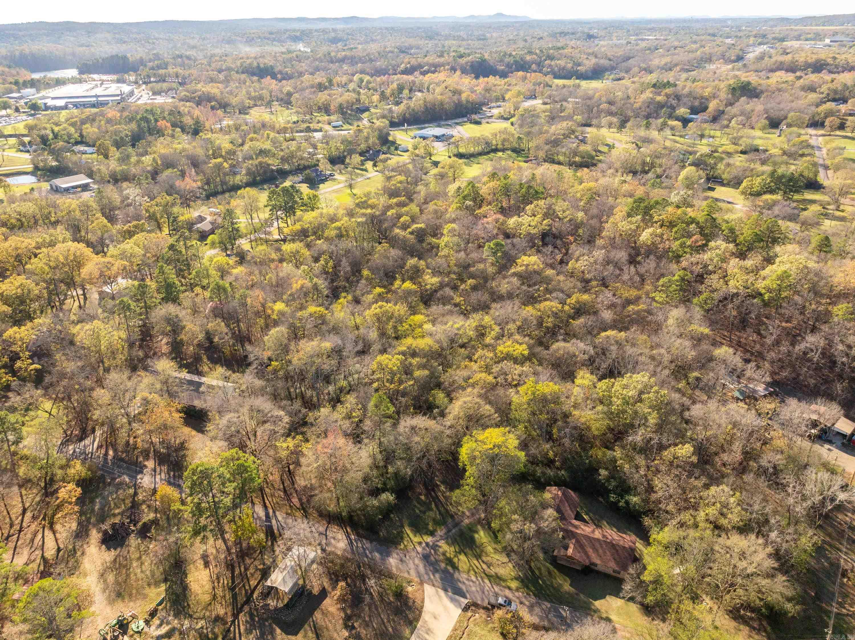 WOODLAND COVE - Residential