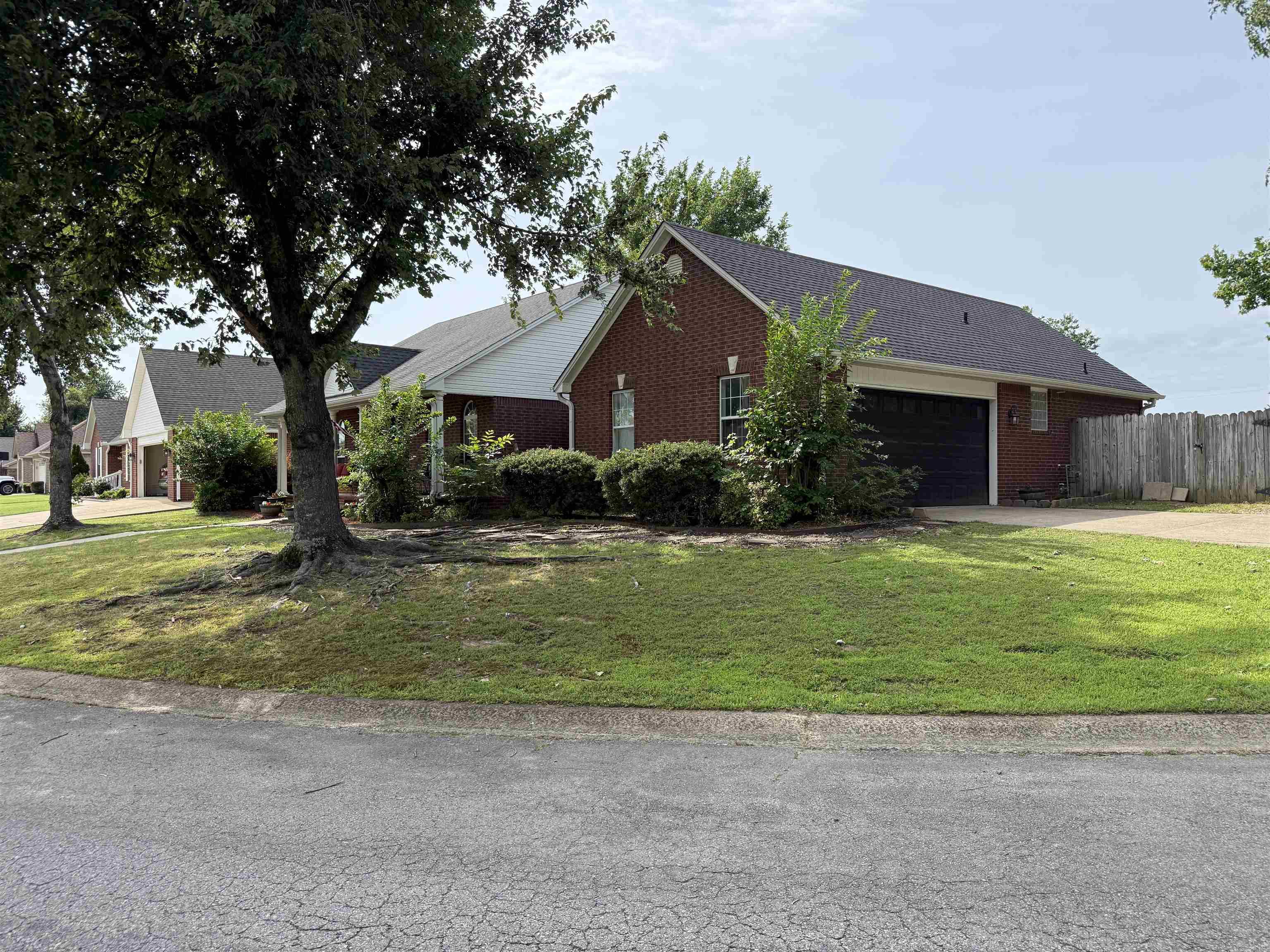 COLONY WEST ADDN - Residential