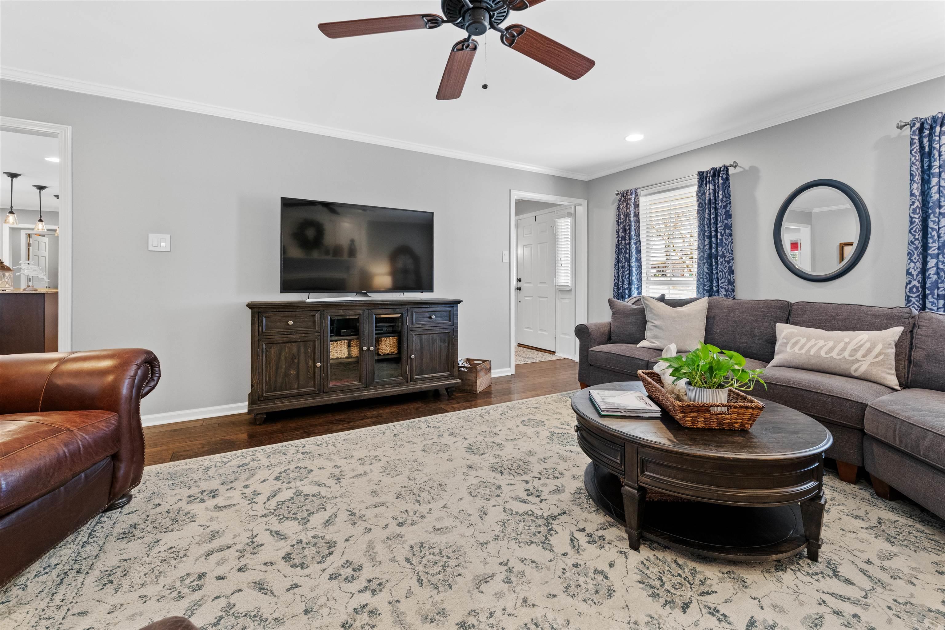WINDSOR VALLEY ADDN - Residential