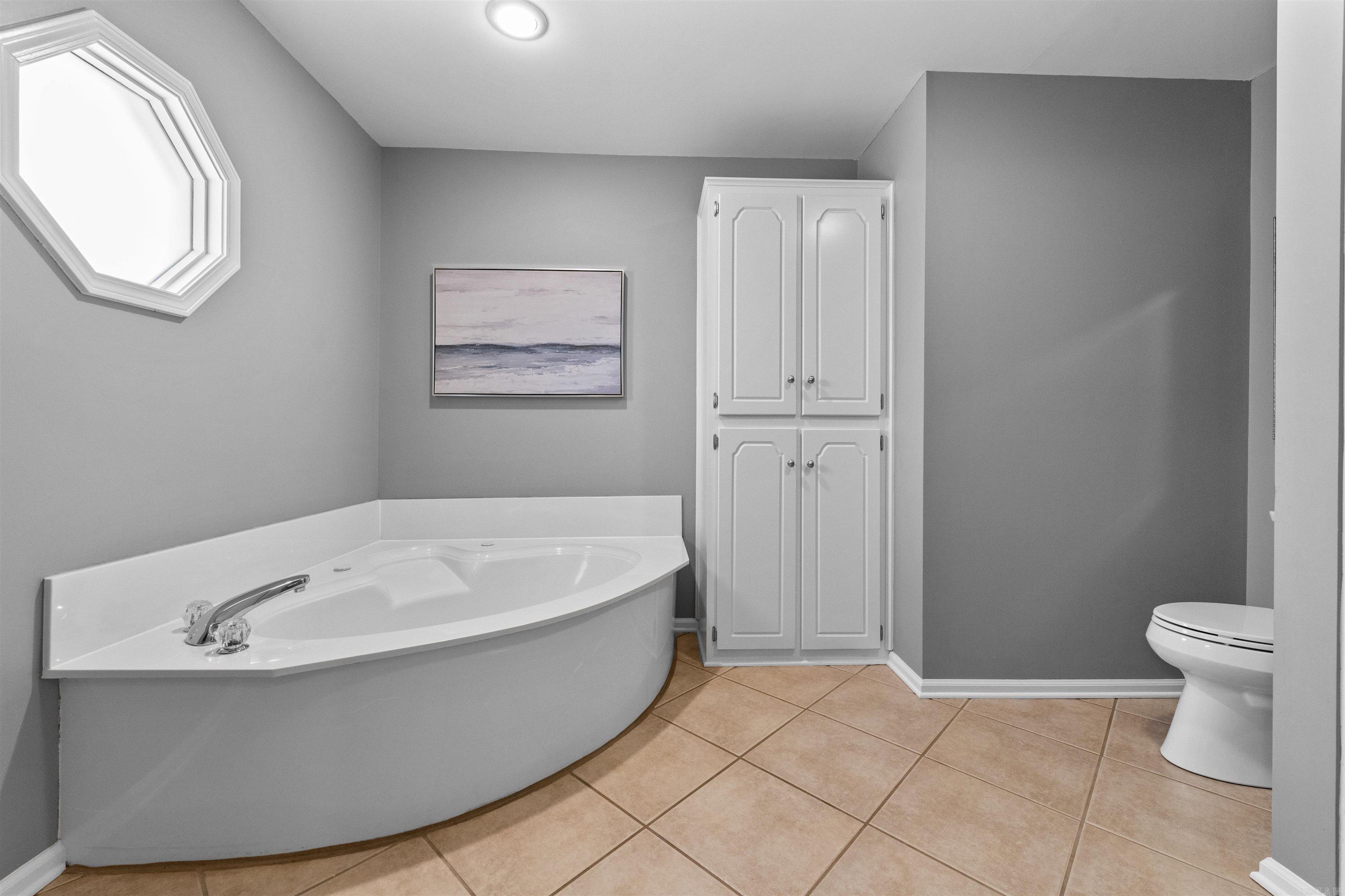 WINDSOR VALLEY ADDN - Residential