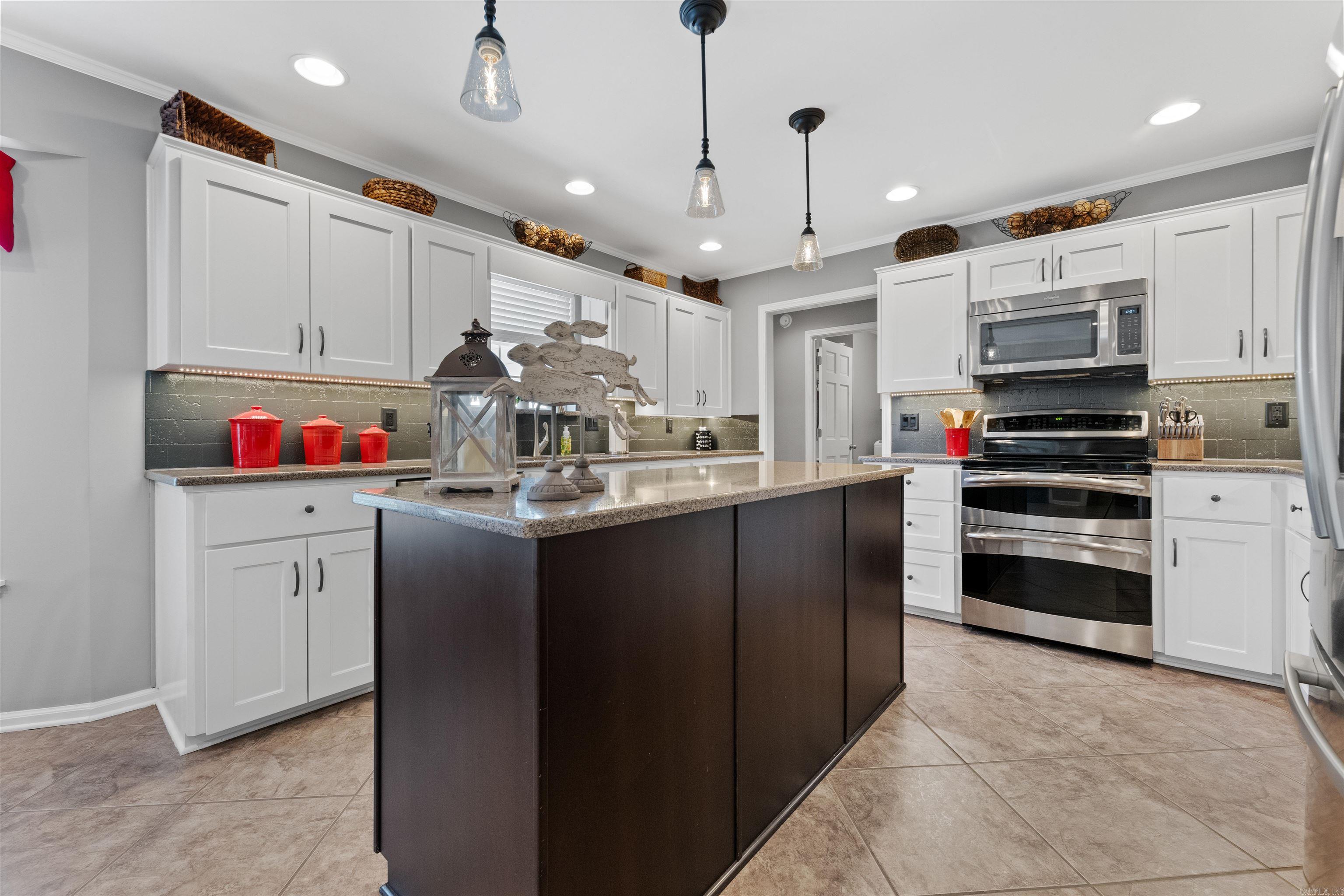 WINDSOR VALLEY ADDN - Residential