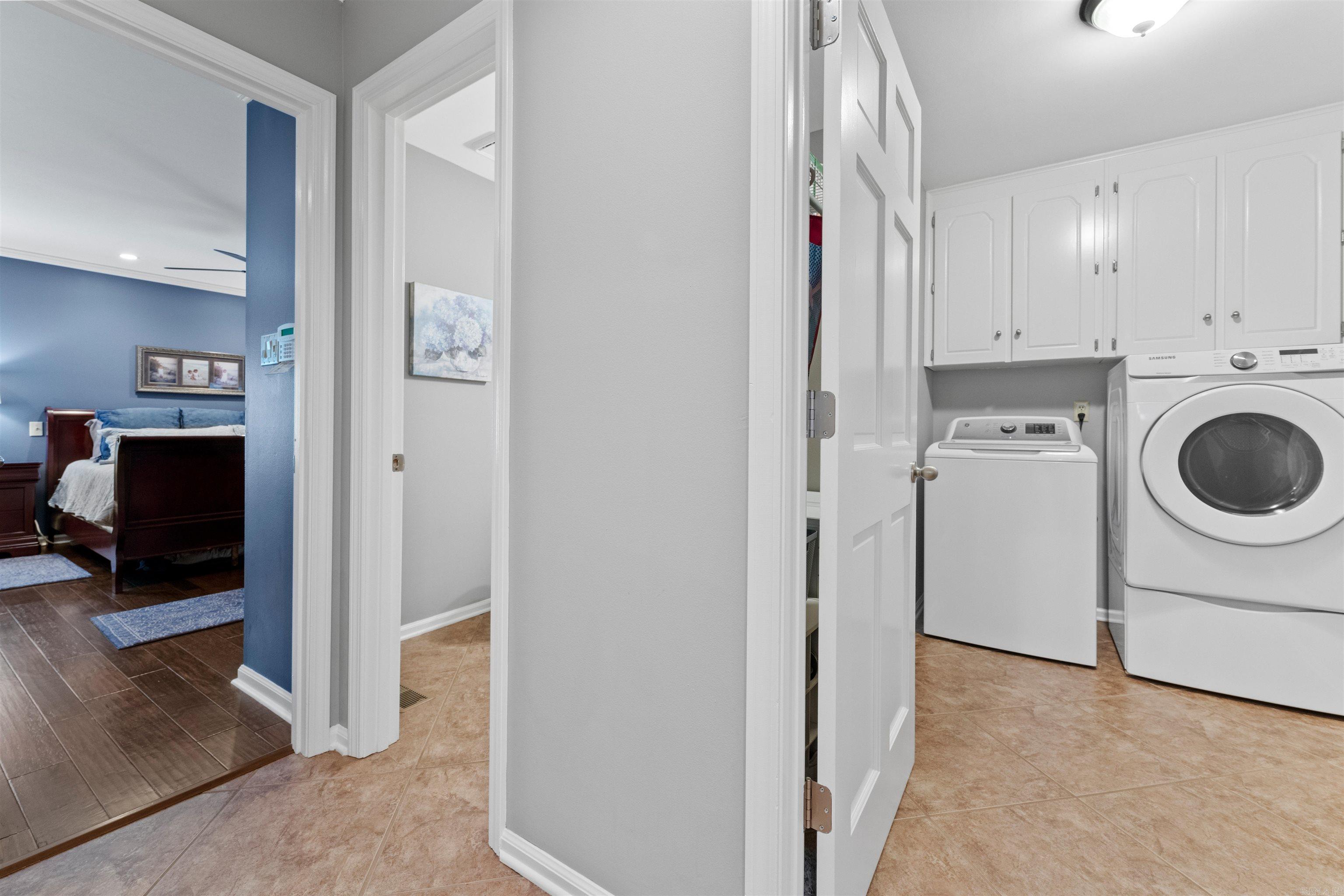 WINDSOR VALLEY ADDN - Residential