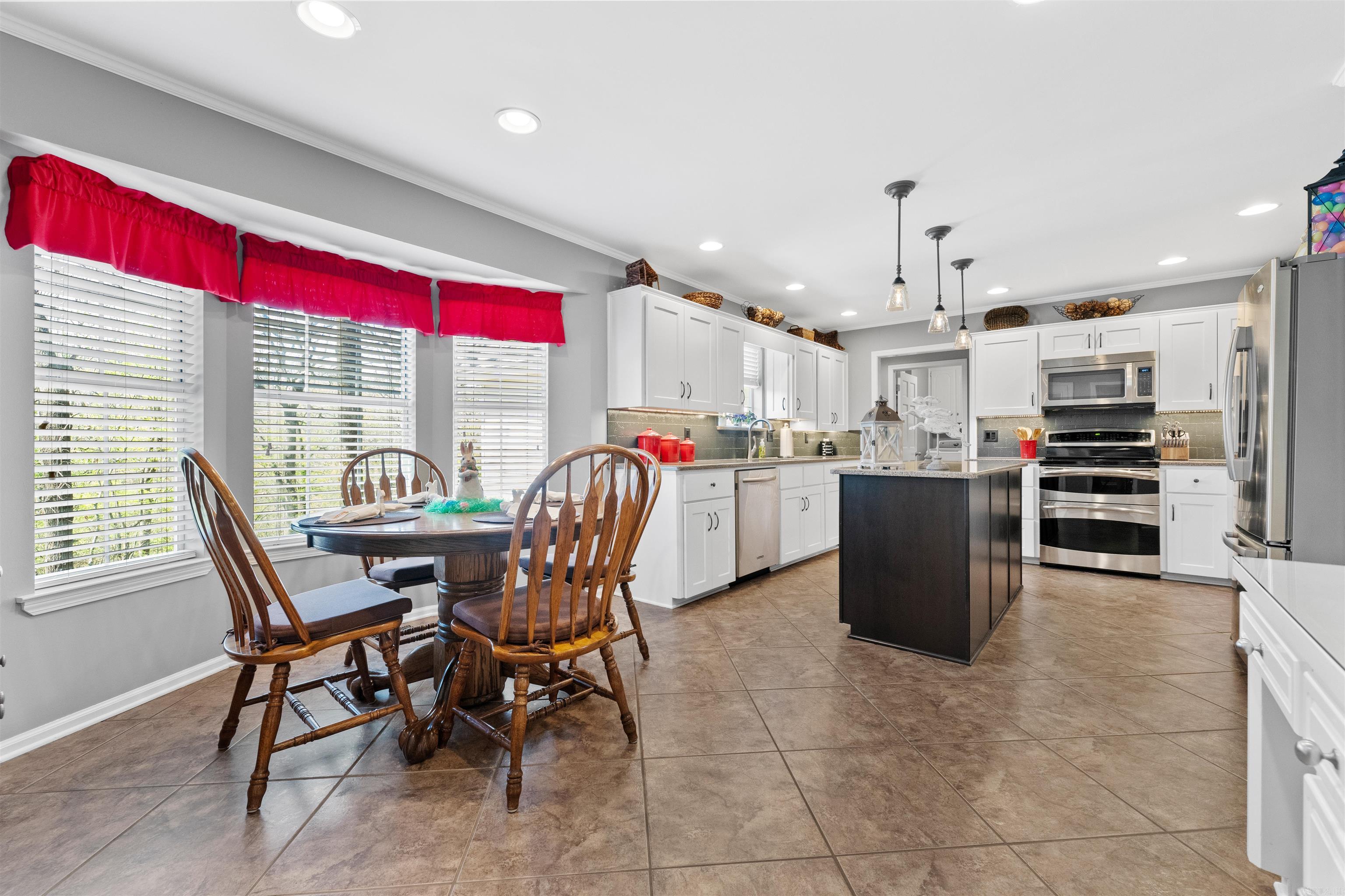 WINDSOR VALLEY ADDN - Residential