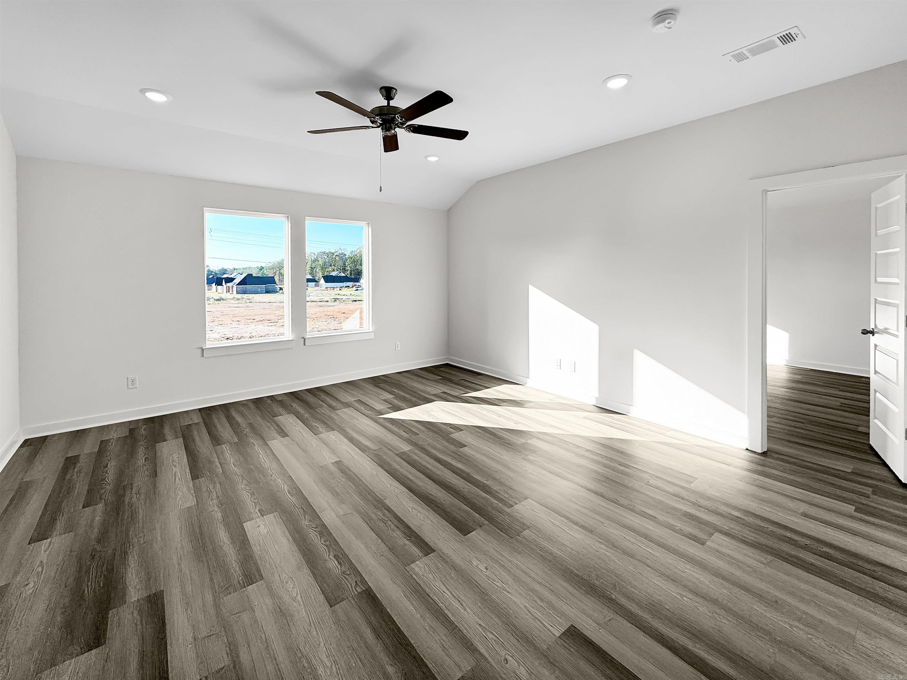 KENSINGTON PLACE - Residential