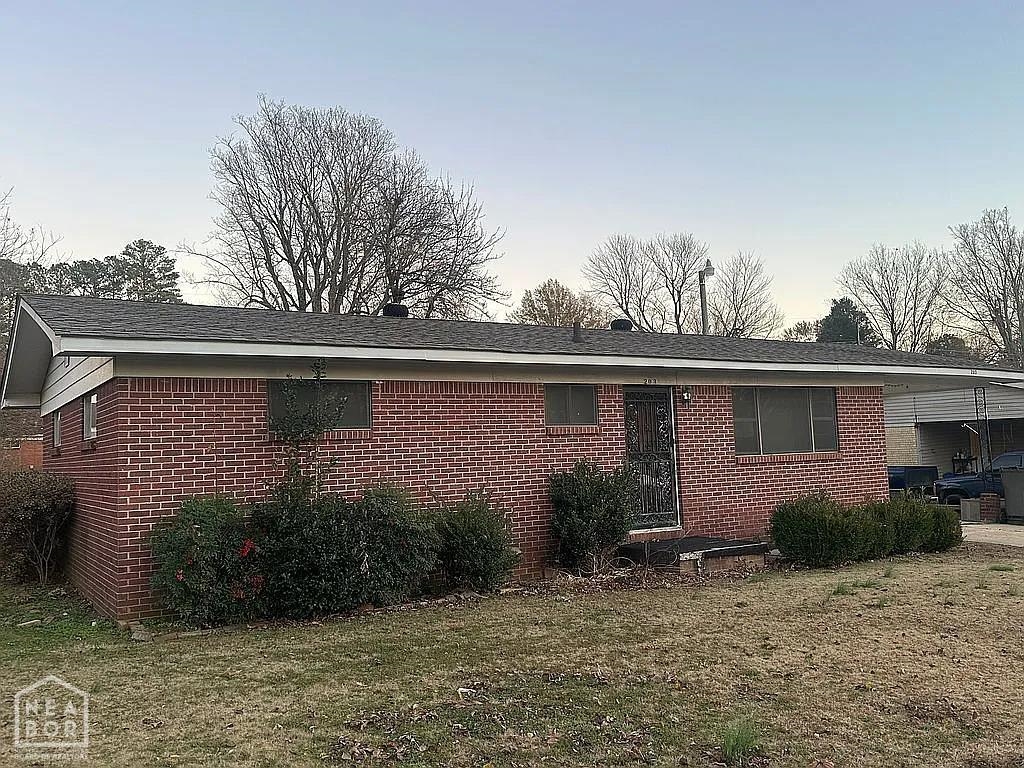 Hayden Carter 1st - Residential