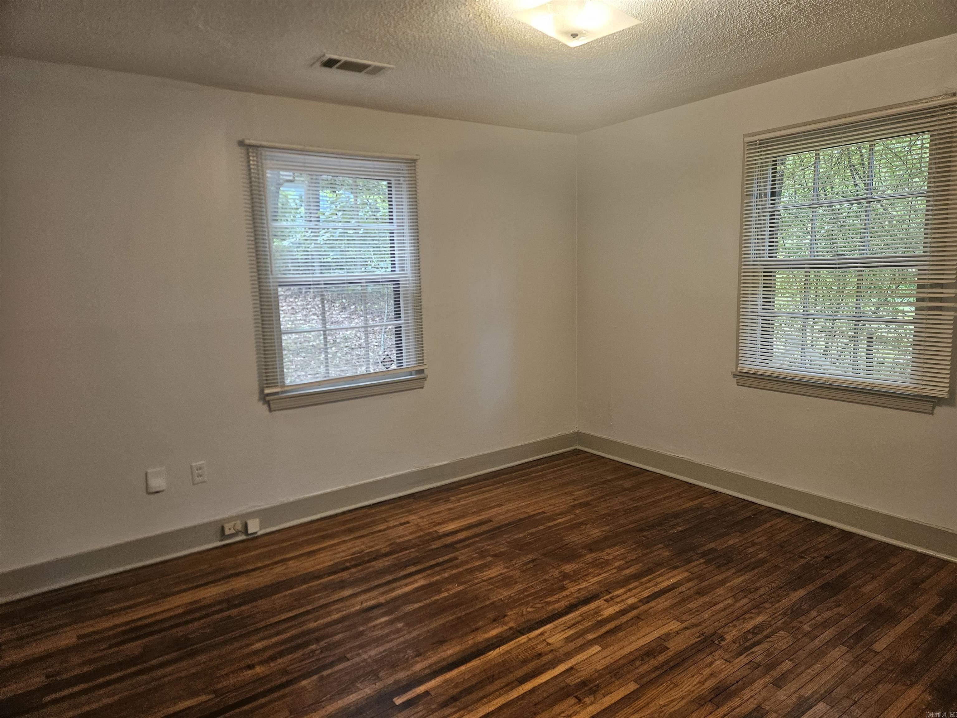 Cherry & Cox - Residential Lease